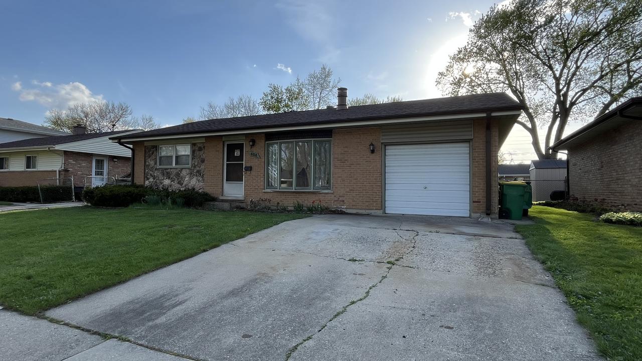 404 Jerome Pl., Wheeling, IL 60090
