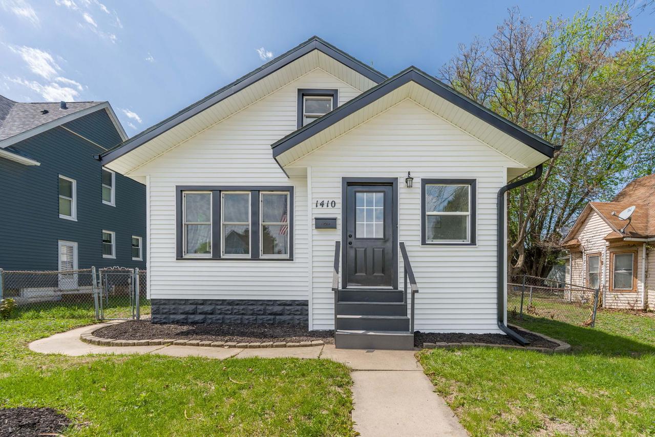 1410 25th St., Rock Island, IL 61201