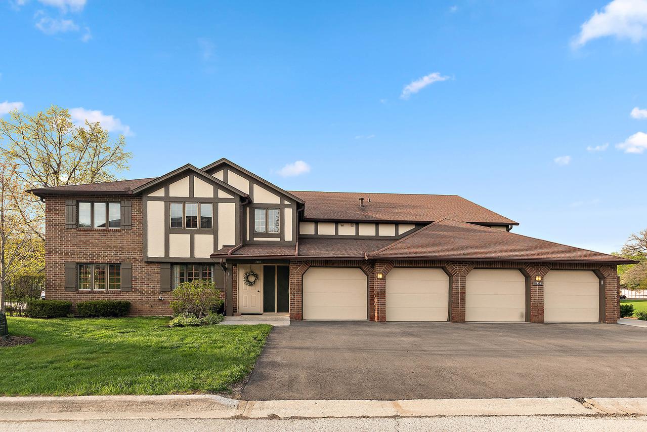 7834 W Foresthill Ct. #1CR, Palos Heights, IL 60463