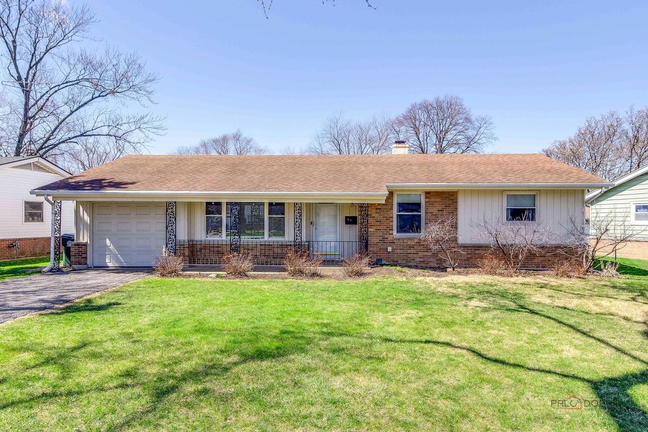 1220 Hemlock Dr., Elk Grove Village, IL 60007