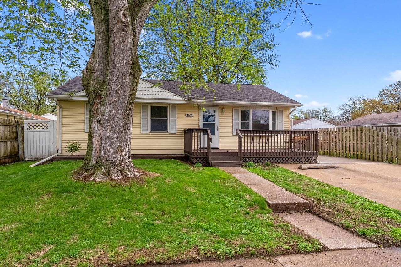 [Address Hidden by Seller], East Moline, IL 61244