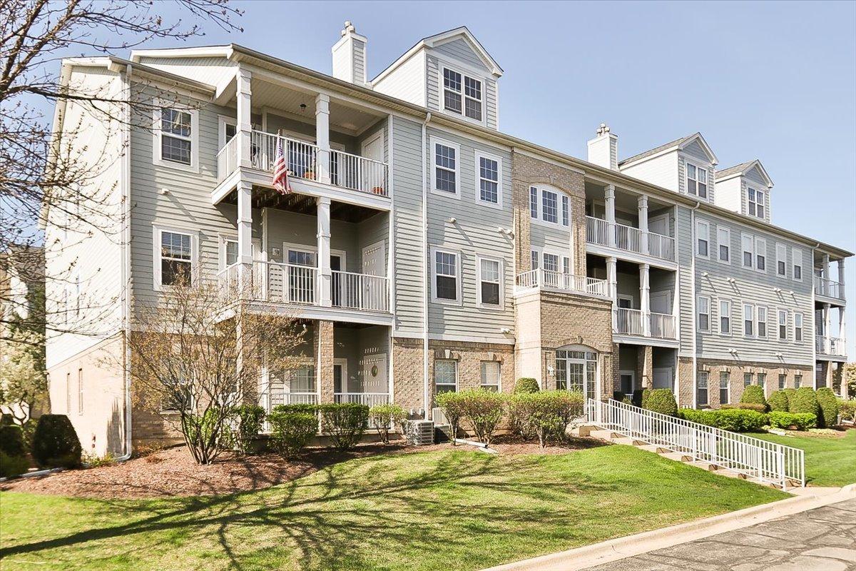 1299 W Lake St. #306, Addison, IL 60101