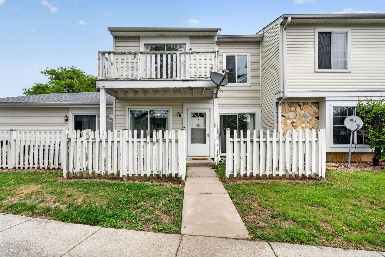 2302 Windsor Ln., Country Club Hills, IL 60478