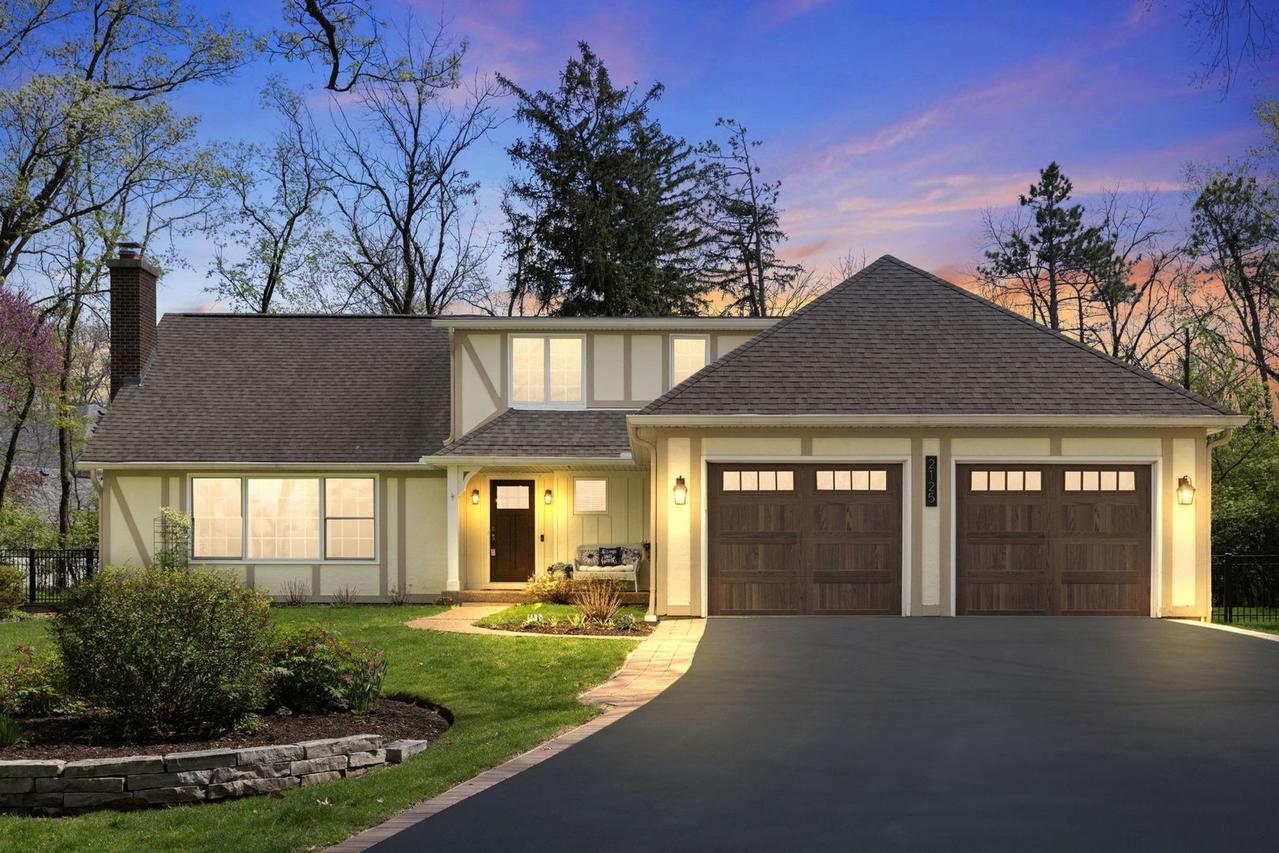 2125 Timbertrails Rd., Lisle, IL 60532