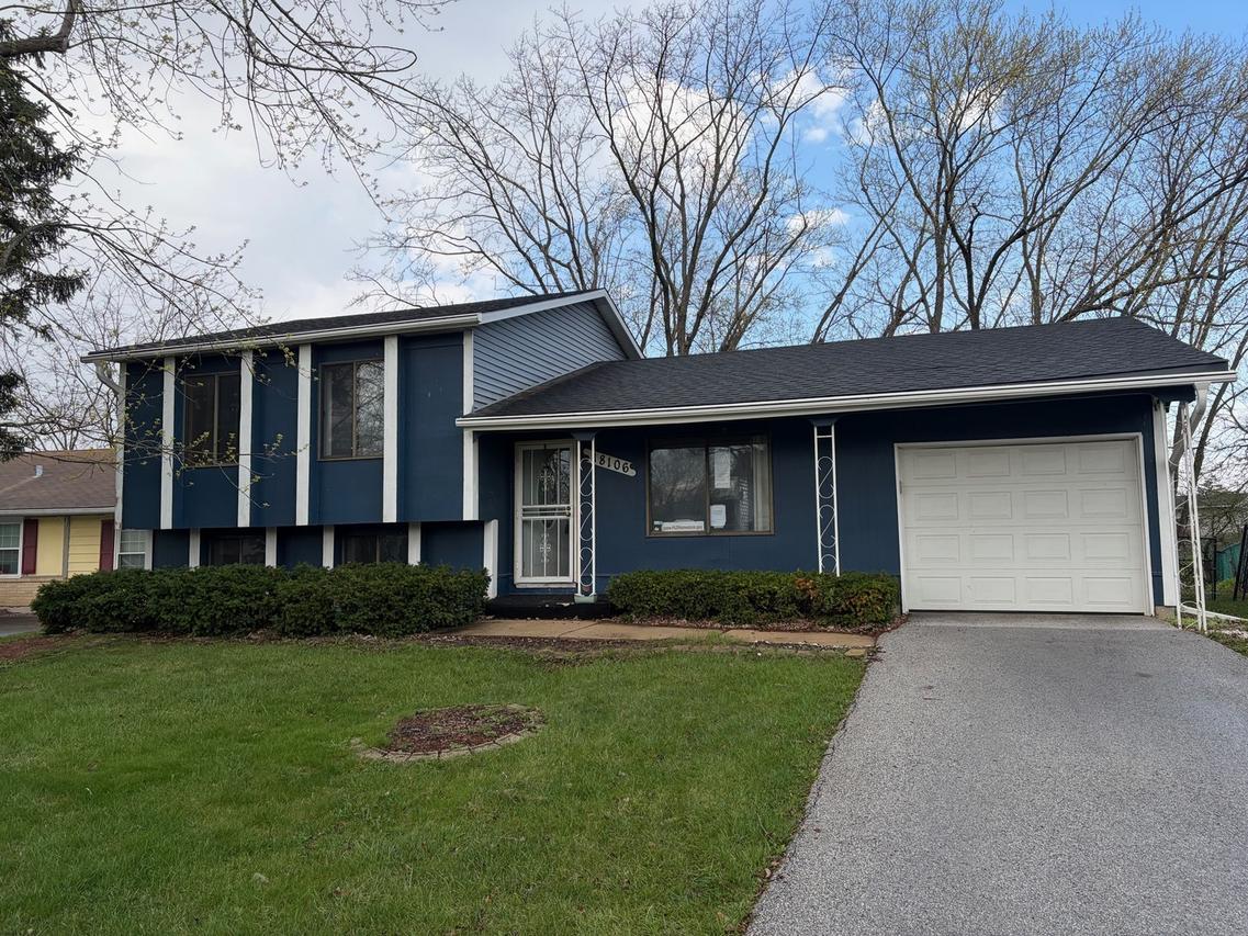 18106 Charlemagne Ave., Hazel Crest, IL 60429