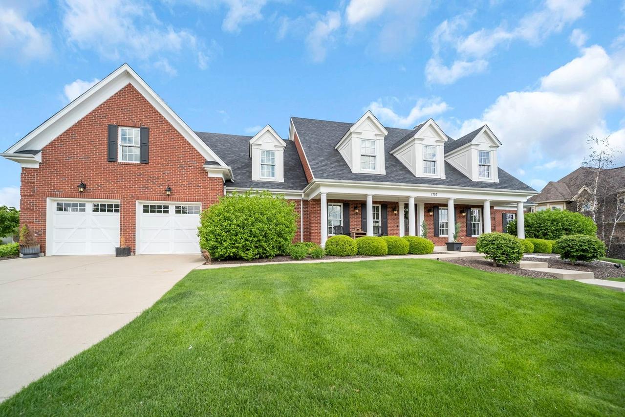 1753 Hannaford Dr., Sugar Grove, IL 60554