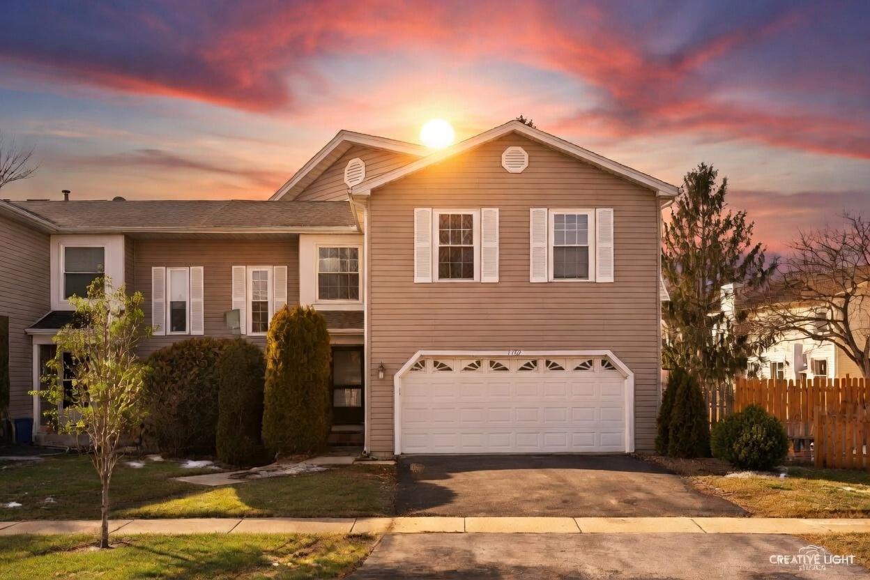 1102 Southbridge Ln., Schaumburg, IL 60194