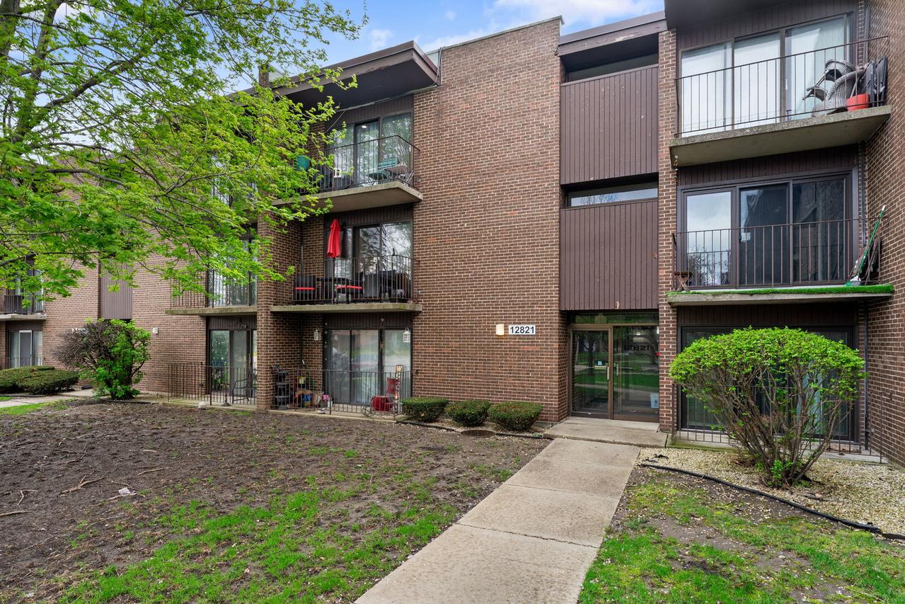 12821 S Kenneth Ave. #B3, Alsip, IL 60803