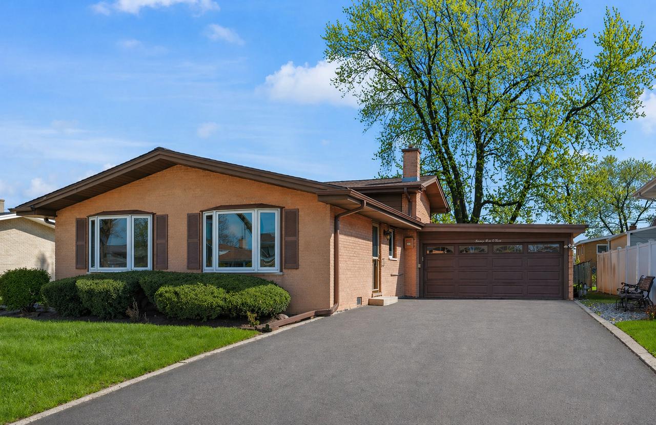 7909 Lake St., Morton Grove, IL 60053