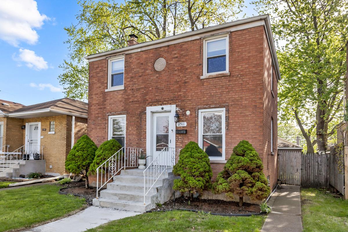 12511 S State St., Chicago, IL 60628