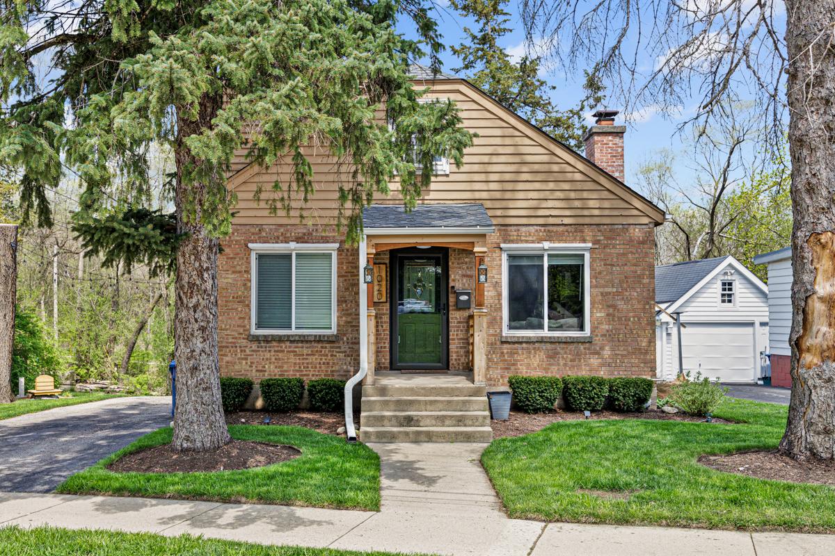 1020 Dean St., St. Charles, IL 60174