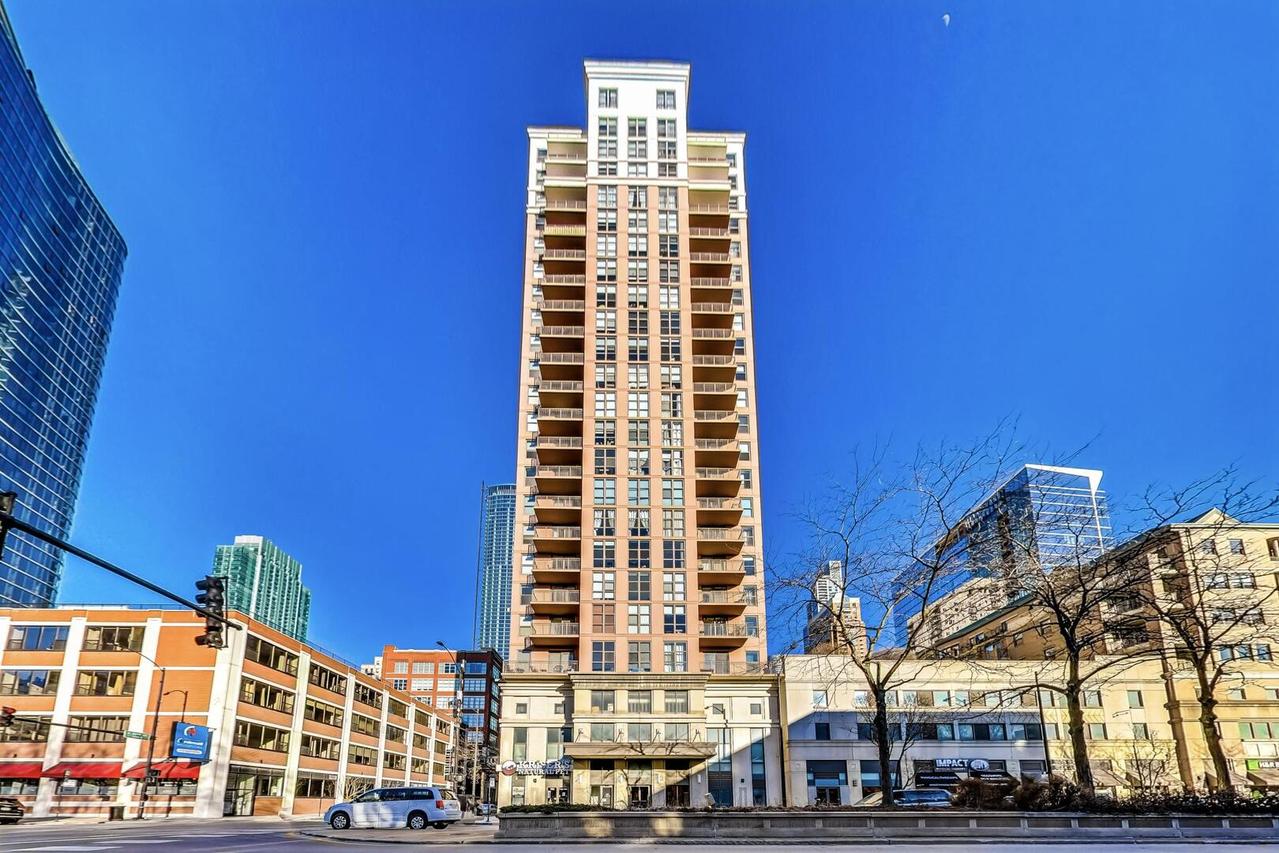 1101 S State St. #1307, Chicago, IL 60605
