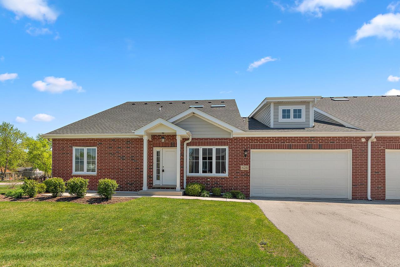 628 Prairie Crossing Dr., New Lenox, IL 60451