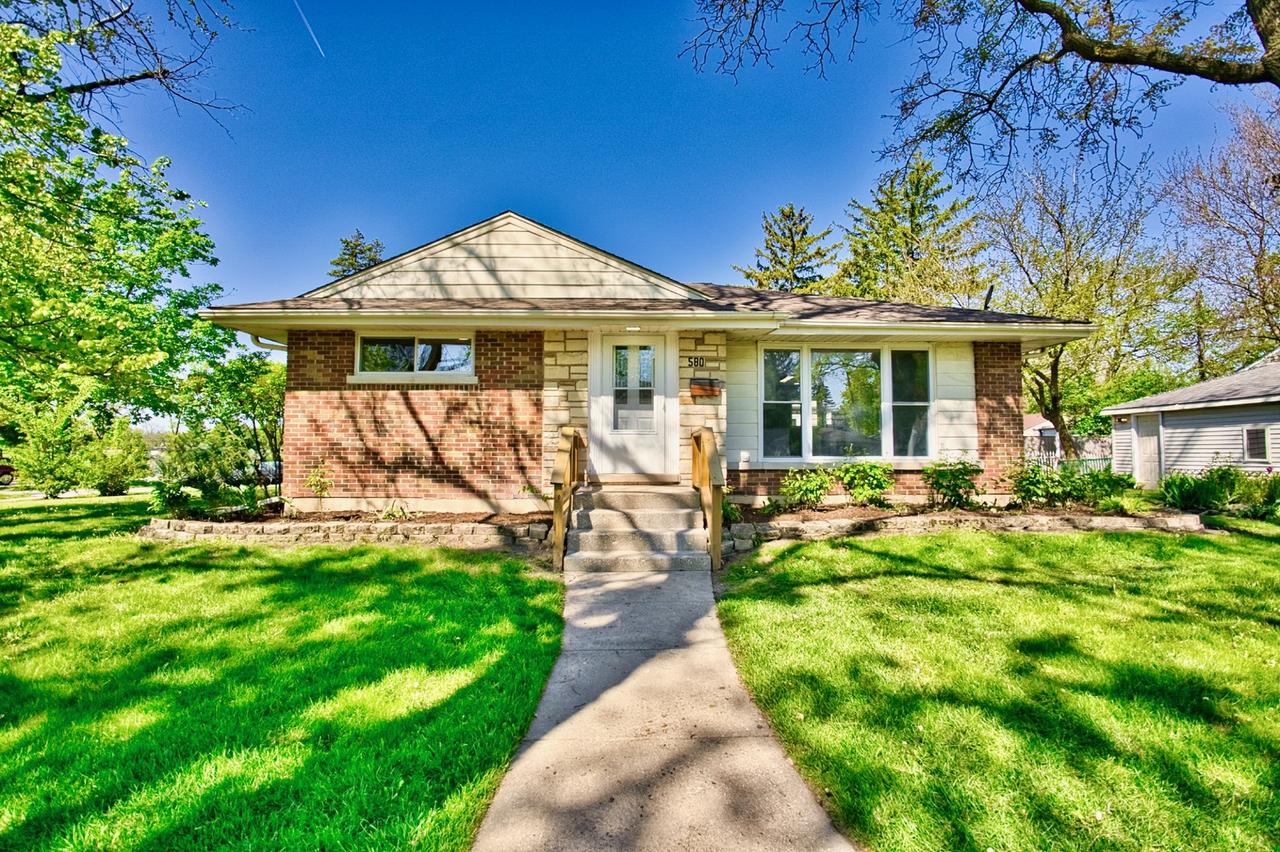 580 S Chase Ave., Lombard, IL 60148