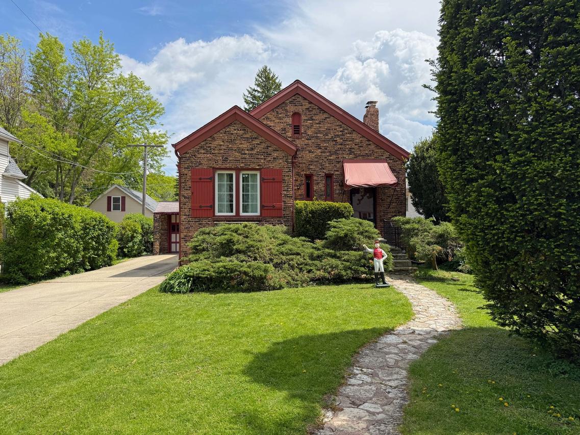 441 S Princeton Ave., Villa Park, IL 60181