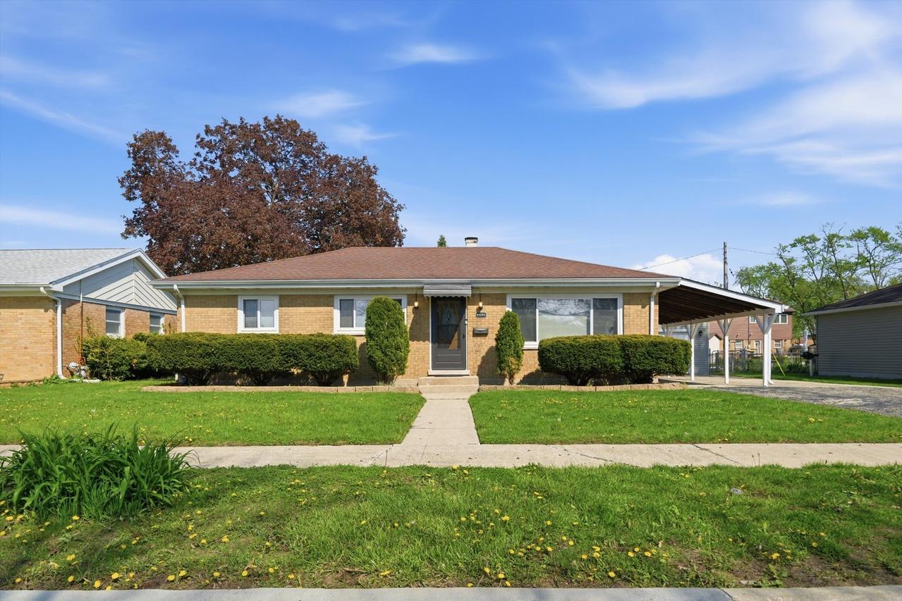 10817 S Mason Ave., Chicago Ridge, IL 60415