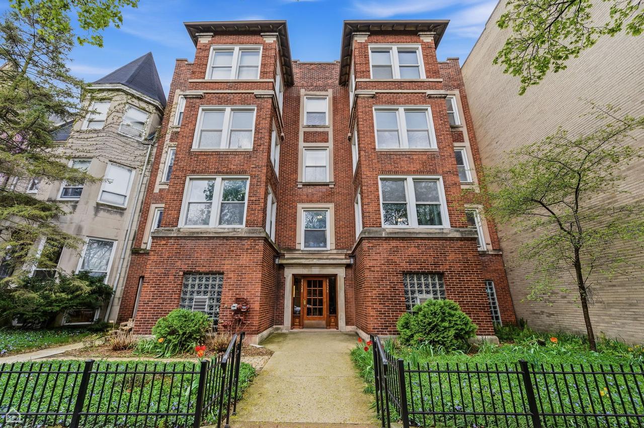 5528 S Blackstone Ave. #1S, Chicago, IL 60637