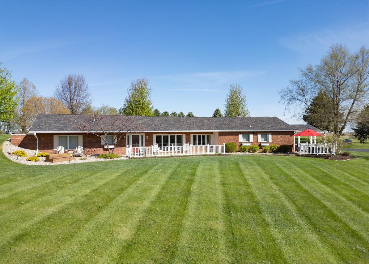 13148 N 2550th Ave., Geneseo, IL 61254