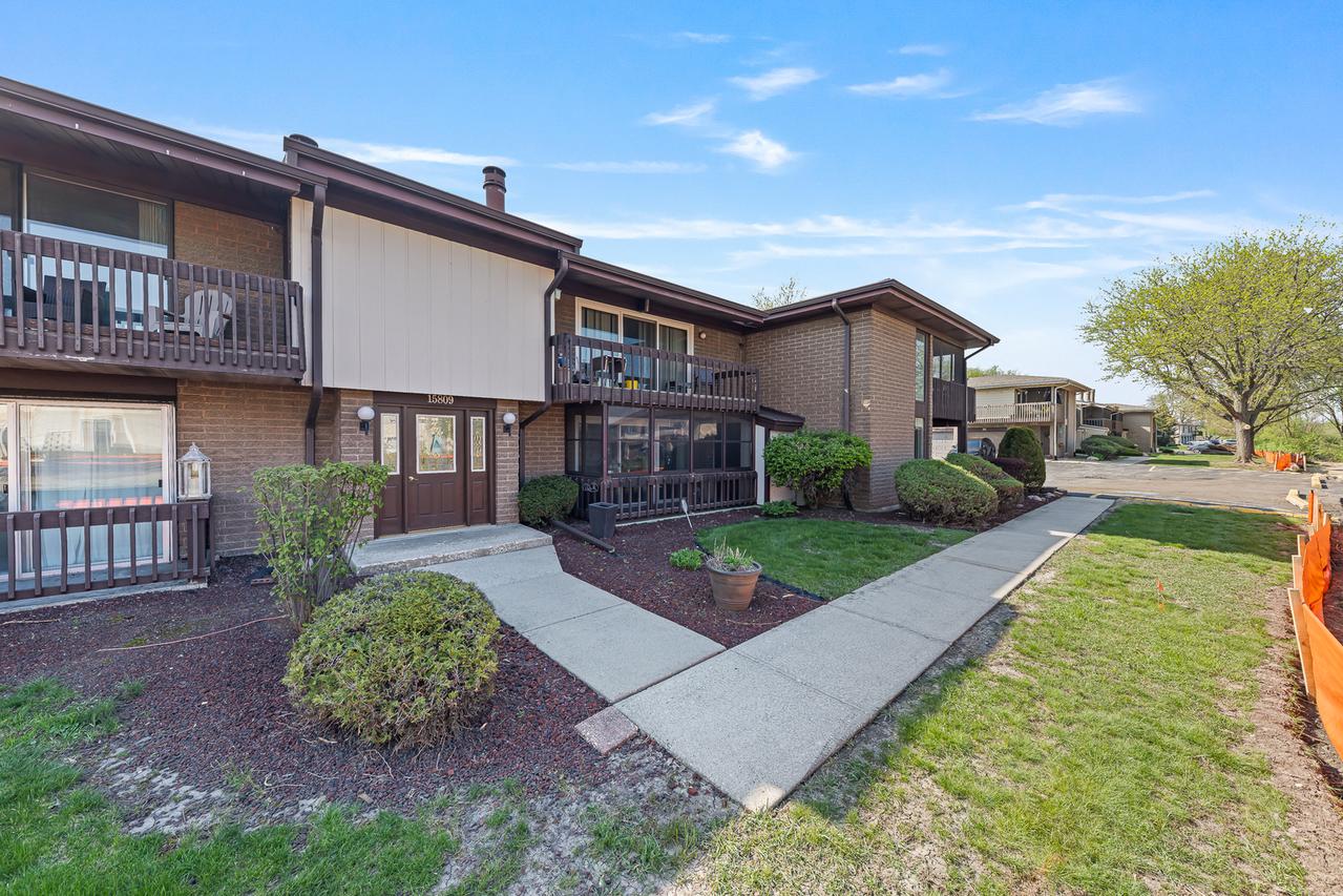 15809 Orlan Brook Dr. #41, Orland Park, IL 60462