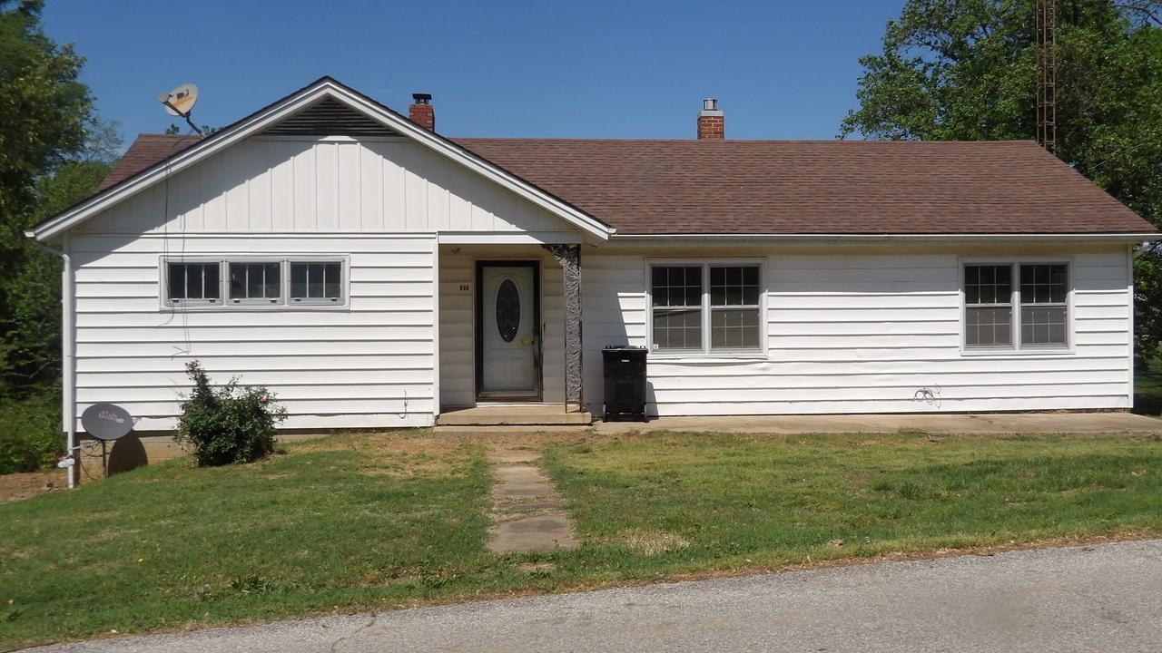 606 Bohn St., Rosiclare, IL 62982