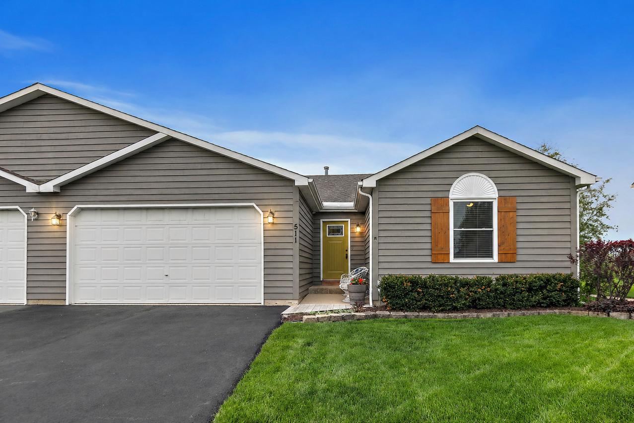 511 W Miller Ave., Hinckley, IL 60520