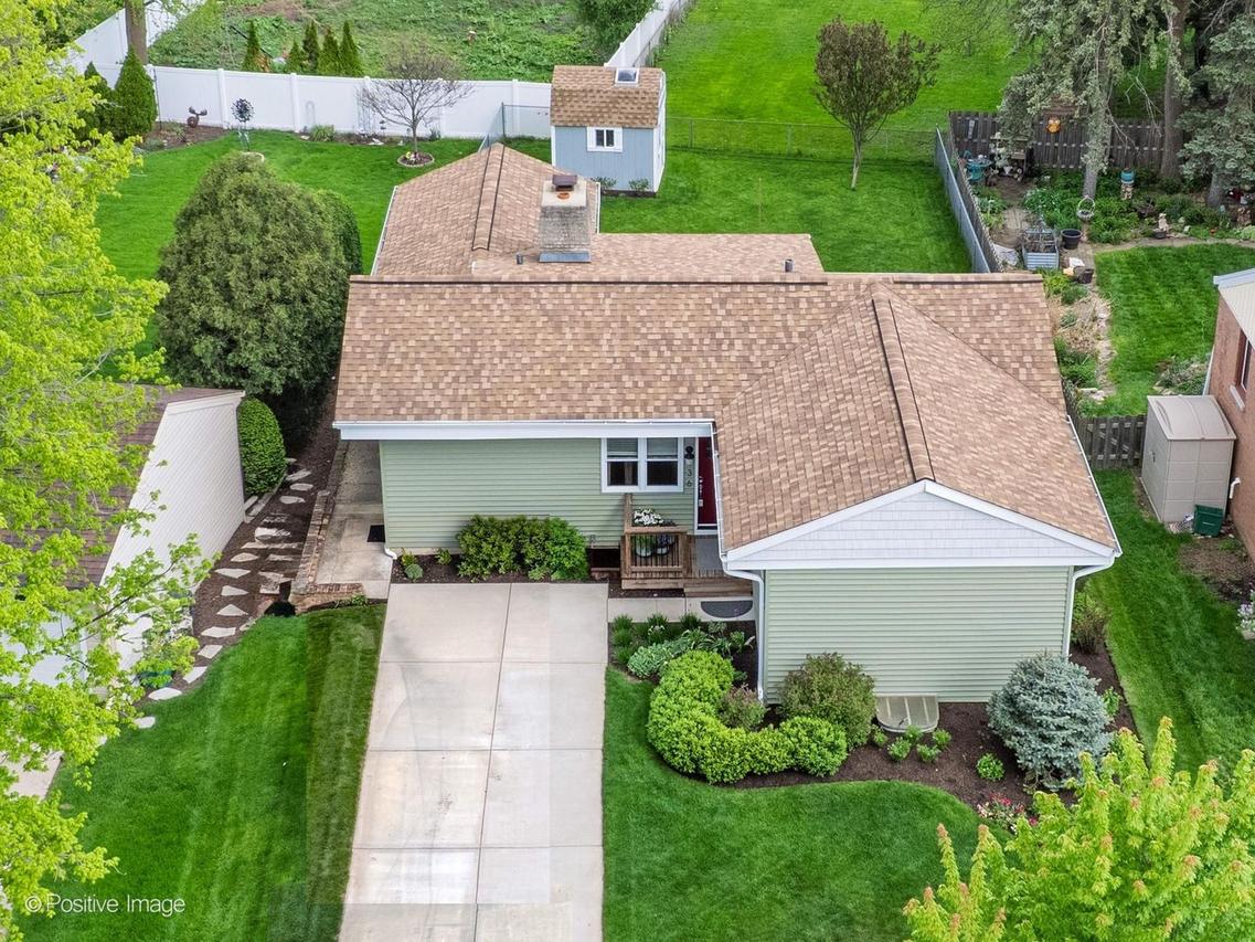 136 Green Valley Dr., Lombard, IL 60148