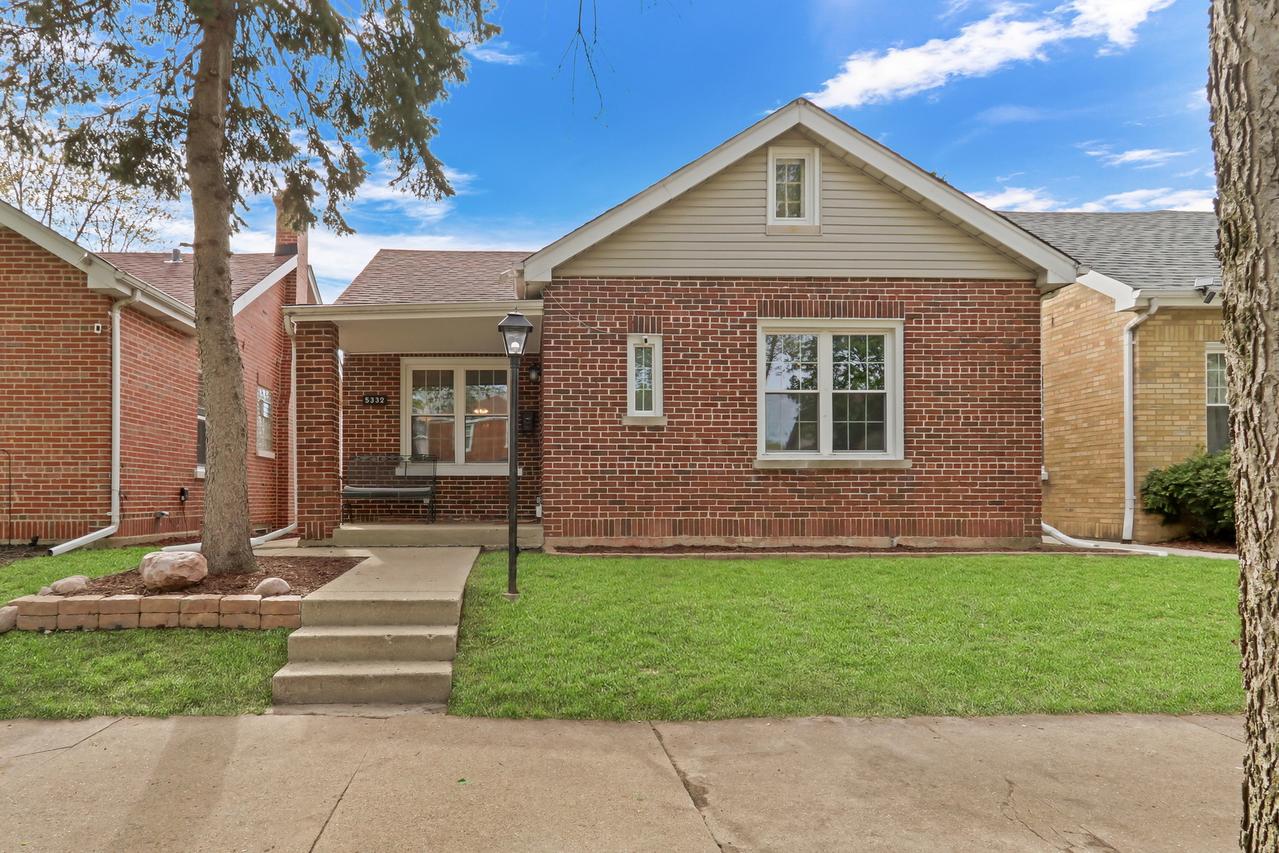5332 N Latrobe Ave., Chicago, IL 60630