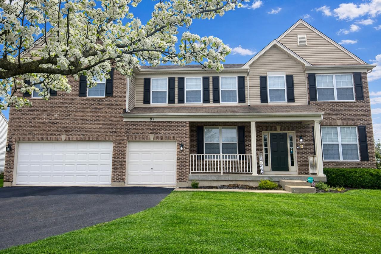 82 Brentwood Dr., Gilberts, IL 60136