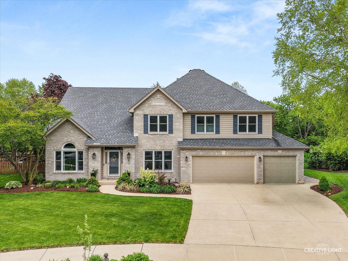 310 Flintlock Ct., Oswego, IL 60543