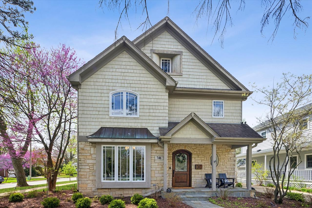 746 S Adams St., Hinsdale, IL 60521