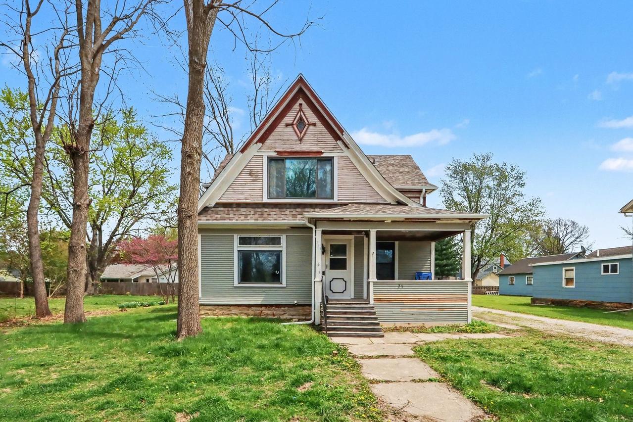 716 N Main St., Sandwich, IL 60548