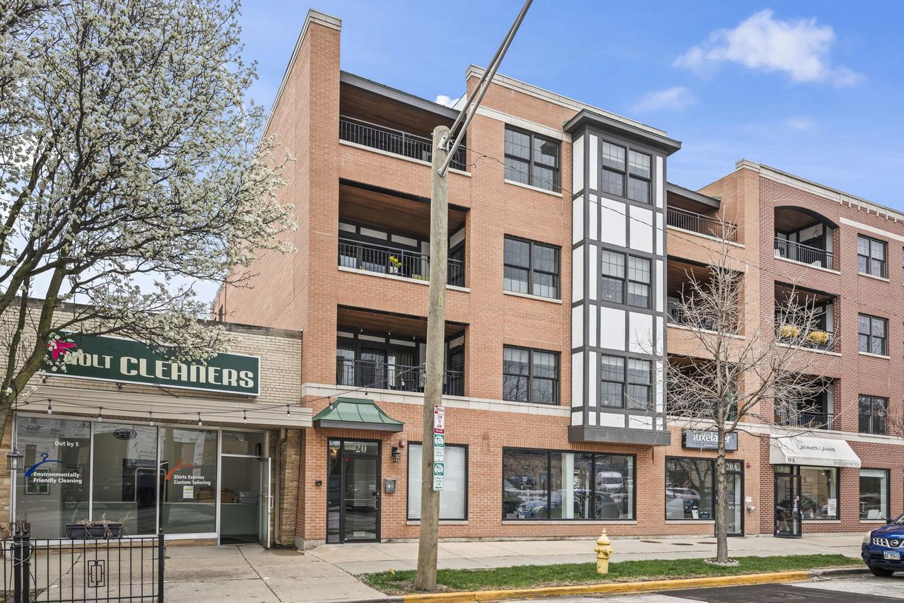20 S Fairview Ave. #3S, Park Ridge, IL 60068