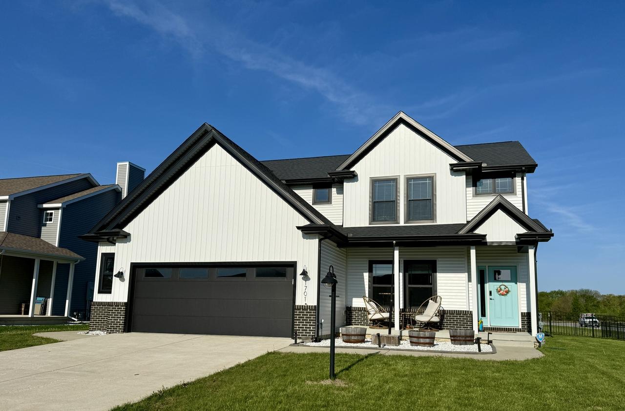 1701 Littlefield Ln., Mahomet, IL 61853