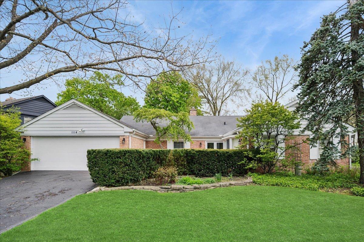 1114 Old Elm Ln., Glencoe, IL 60022