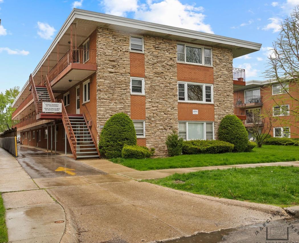 5440 W Windsor Ave. #3A, Chicago, IL 60630