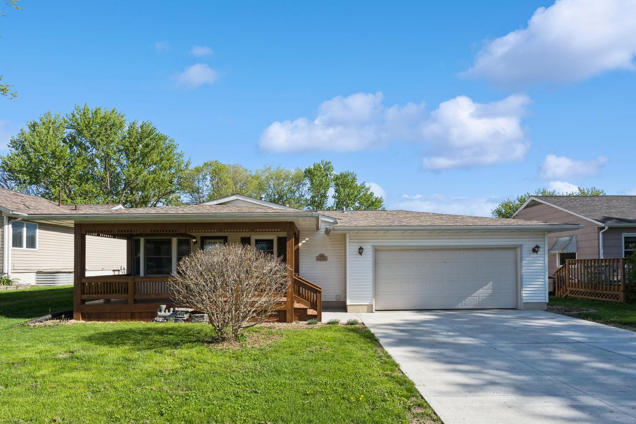 1009 11th Ave., Orion, IL 61273