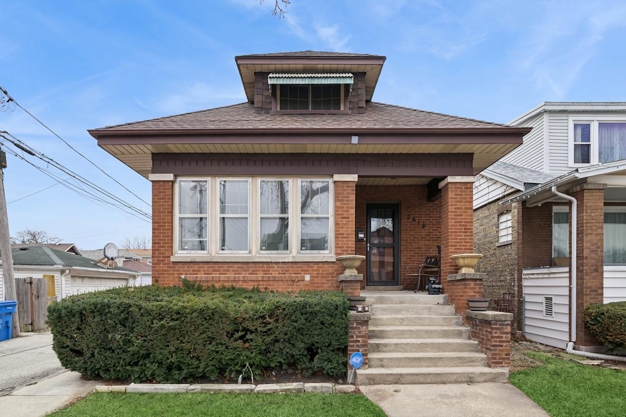 3614 N Lotus Ave., Chicago, IL 60641