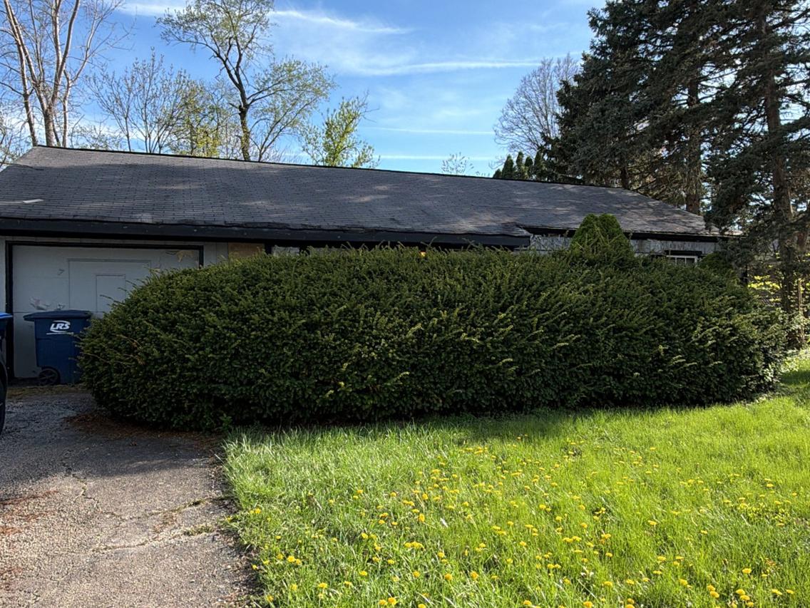 1513 77th St., Darien, IL 60561