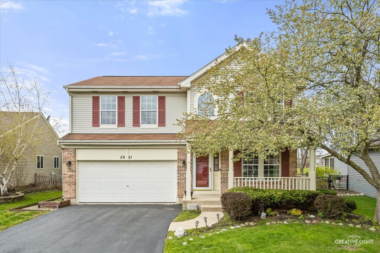 2921 Brisbane Dr., Lake In The Hills, IL 60156