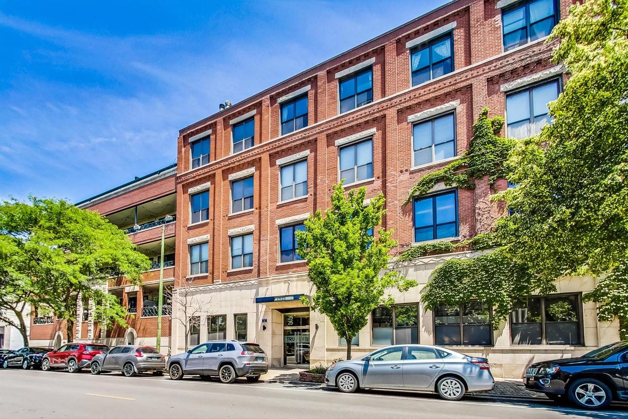 2525 N Sheffield Ave. #3A, Chicago, IL 60614
