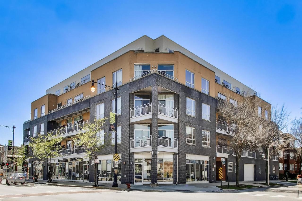 3201 W Leland Ave. #212, Chicago, IL 60625