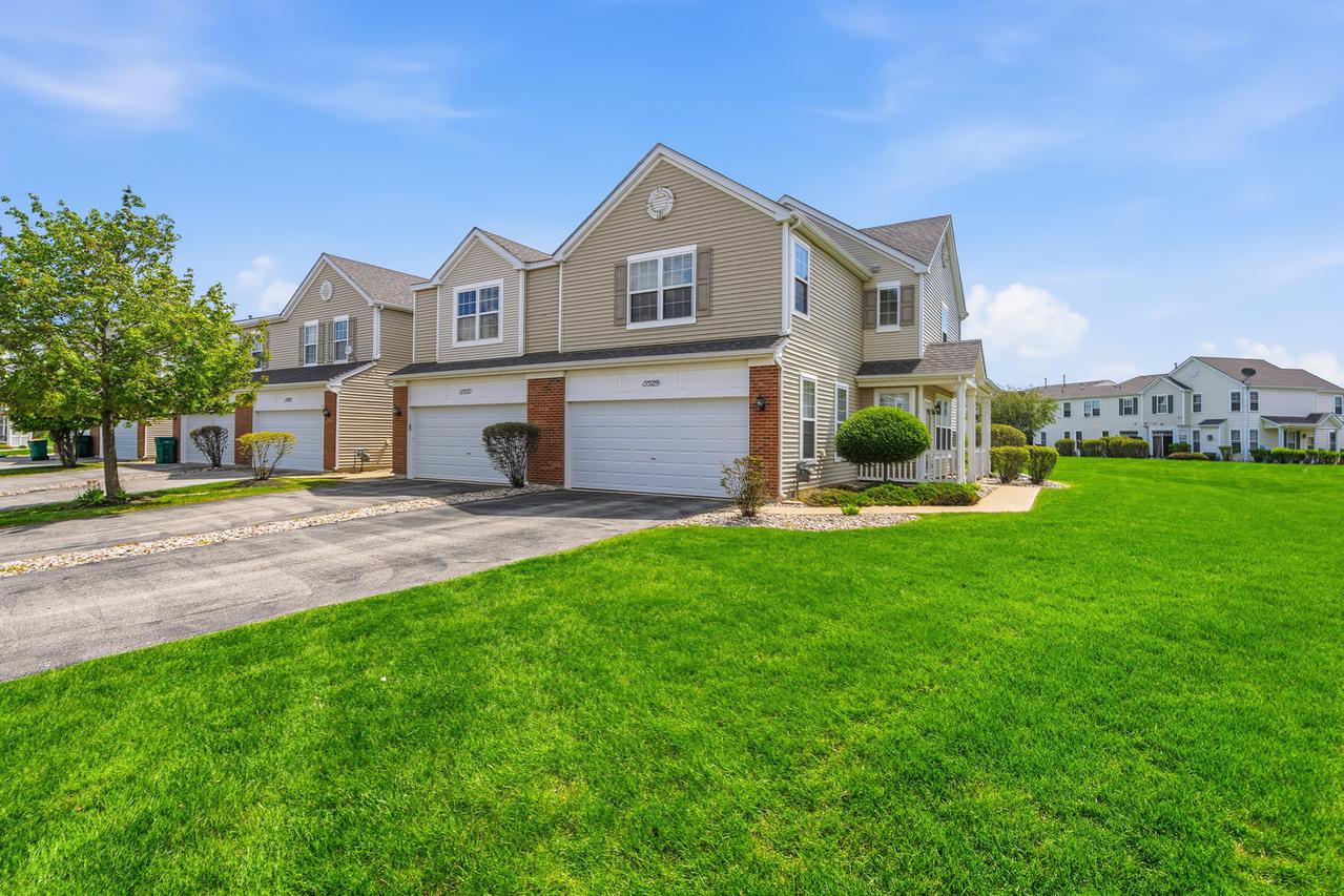 15329 Kenmare Cir., Manhattan, IL 60442