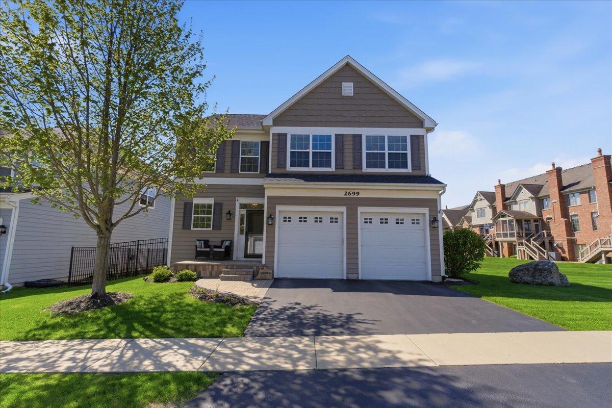 2699 Regency Ct., St. Charles, IL 60175