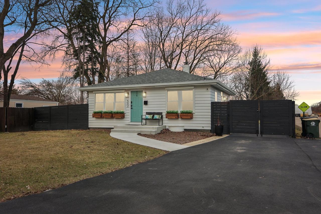 502 N Smith St., Palatine, IL 60067