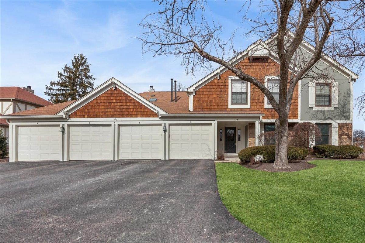 1675 Grosvenor Cir. #C, Wheaton, IL 60189
