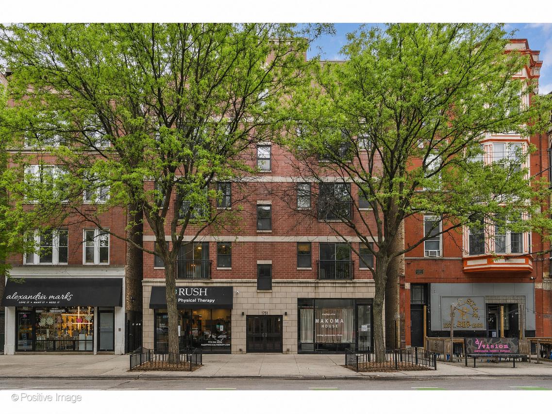 1751 W Division St. #2E, Chicago, IL 60622