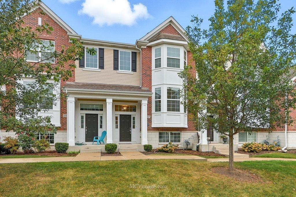 2967 Madison Dr., Naperville, IL 60564