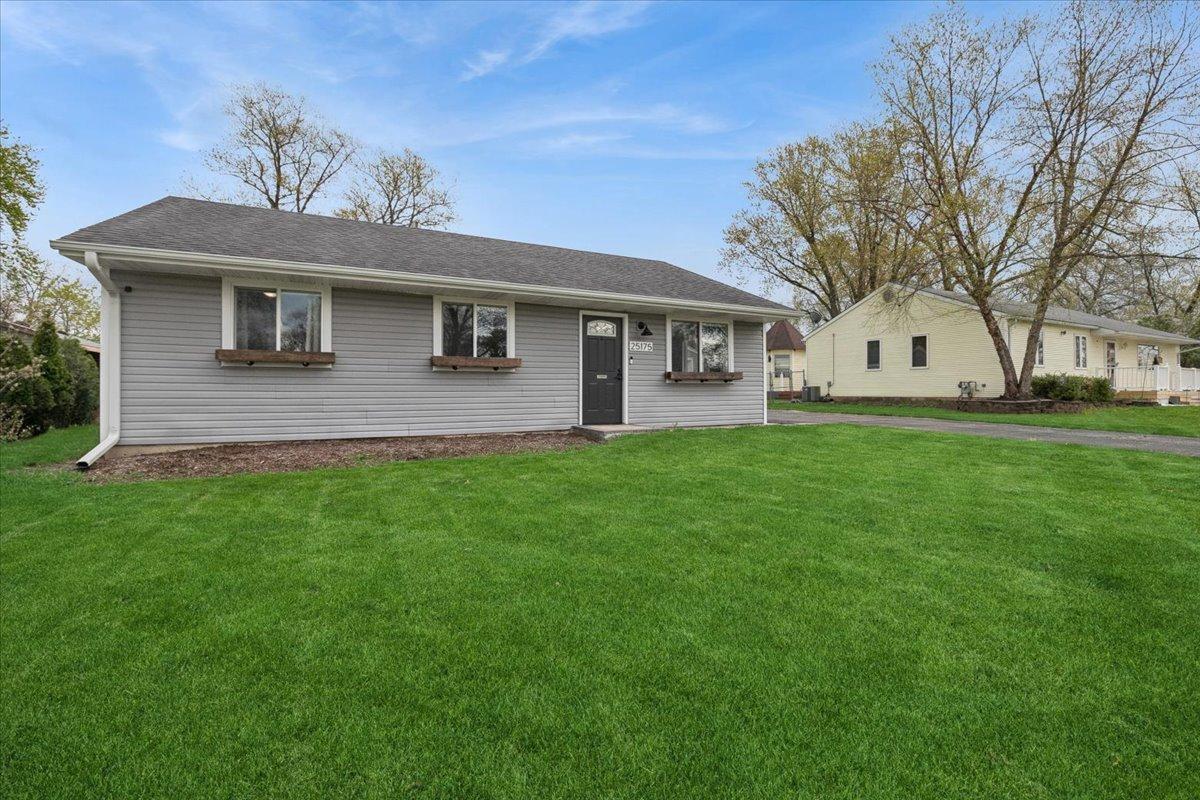 25175 W Lincoln Dr., Lake Villa, IL 60046