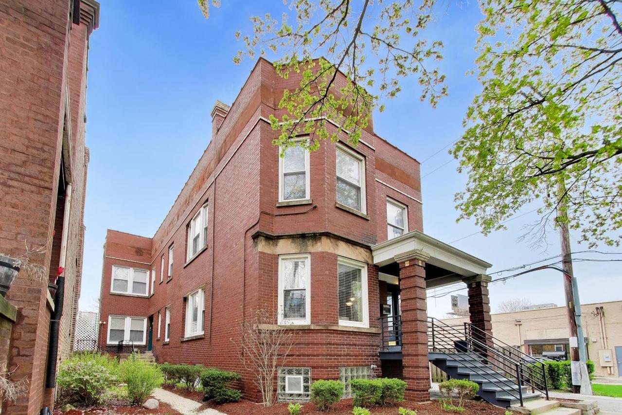 1614 W Thome Ave., Chicago, IL 60660