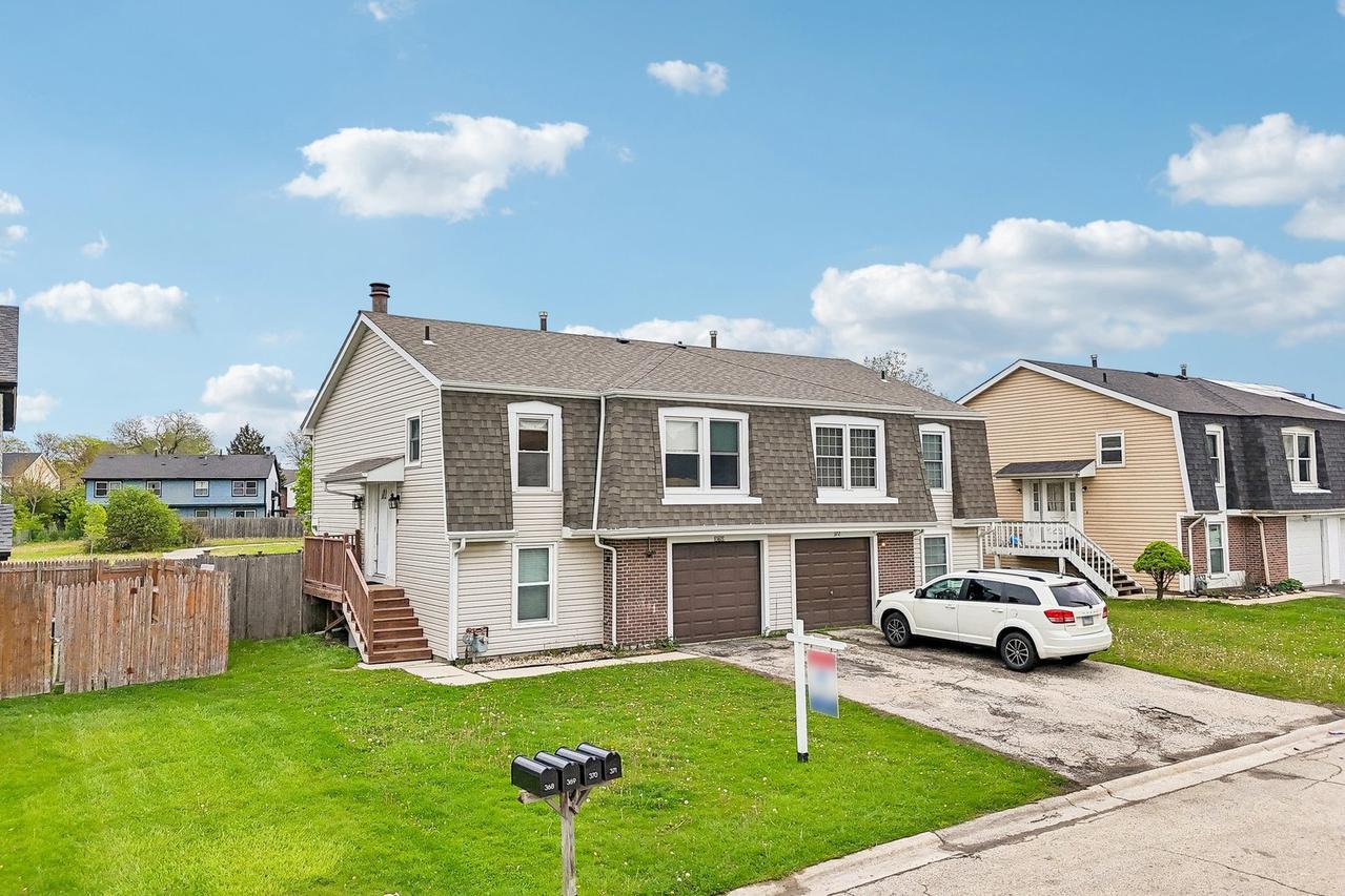 370 Kirkwood Cir., Bolingbrook, IL 60440